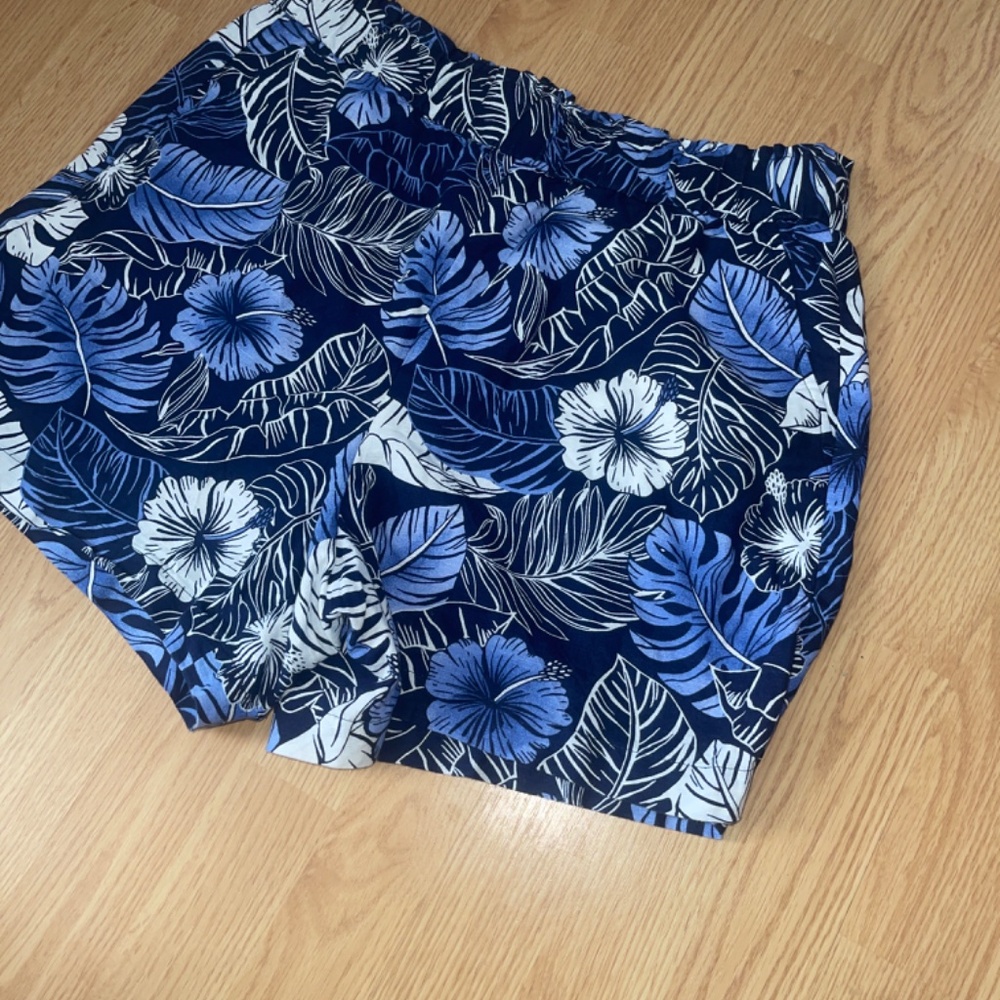 Talbots Blue Nantucket Pull-On Stretch Waist Paperbag 5” Shorts Size Large - Picture 6 of 10